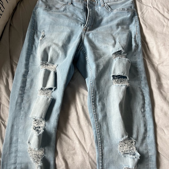 H&M skinny jeans size 8 light and dark wash, ripped style - Picture 2 of 6